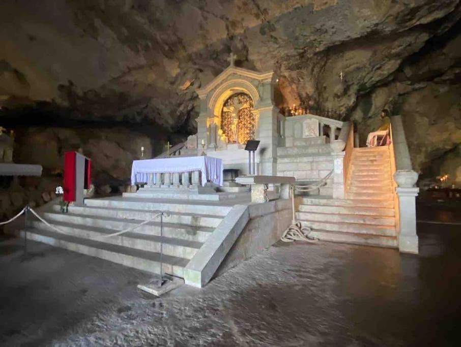 Tiny Liloumaca Coeur Ste Baume Villa Plan d'Aups Екстериор снимка